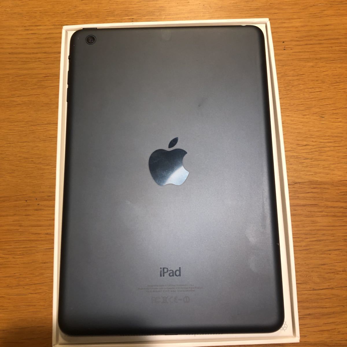 iPad mini 32G Wi-Fiモデル MD529J/A BLACK_2