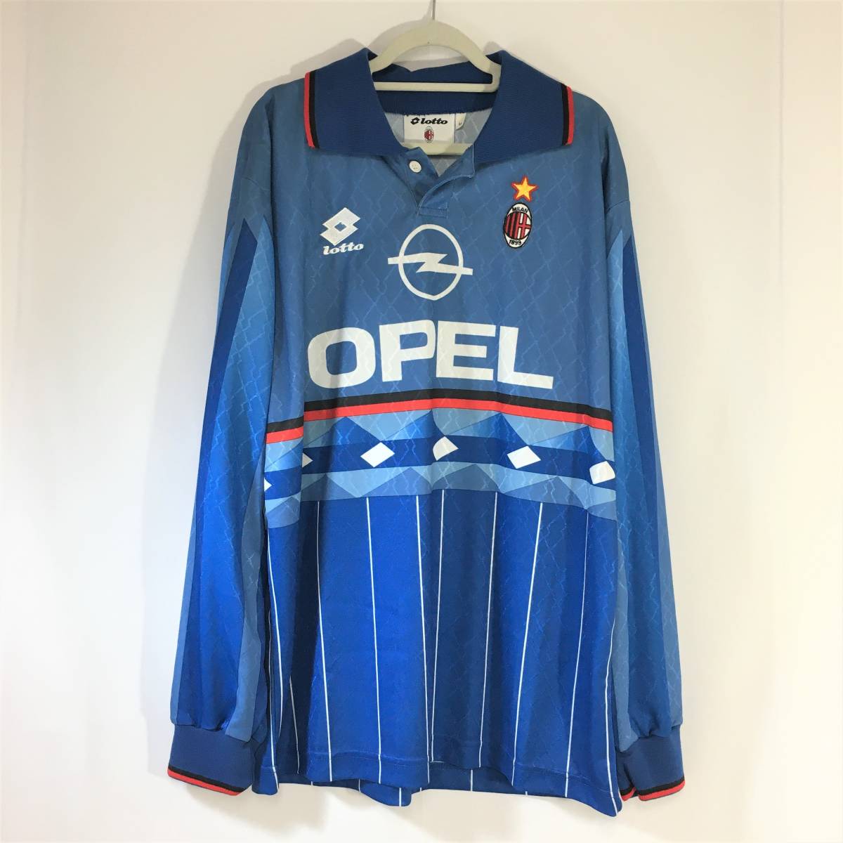 SALE タグ付 95-96 ACミラン 4th 長袖 ユニフォーム サイズM ロット lotto セリエＡ ACMilan(セリエA)｜売買されたオークション情報、yahooの商品情報をアーカイブ公開 - オークファン ユニフォーム