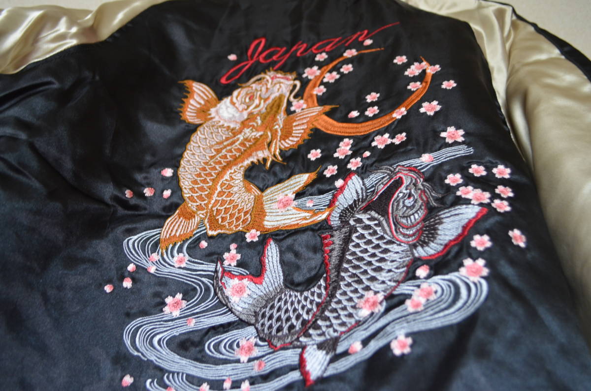 ★　ビッグサイズ　 和柄　スカジャン　JAPAN　鯉桜刺繍　中綿入り　3L寸　★