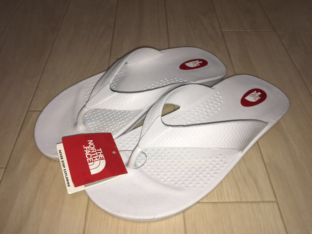 【新作，100%新品】 品 THE NORTH FACE ノースフェイス MADE IN USA Traverse ビーチサンダル PVC ホワイト ML 25 26cm ゴールドウィン(その他)｜売買されたオークション情報、yahooの商品情報をアーカイブ公開 - オークファン その他