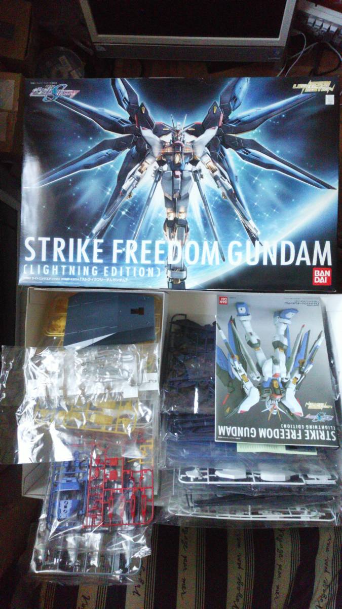 半額スタート！　１/60 ストライクフリーダムガンダム ライトニングエディション PG 1&frasl;60 - (MGEX) ライトニングエディション &frasl;