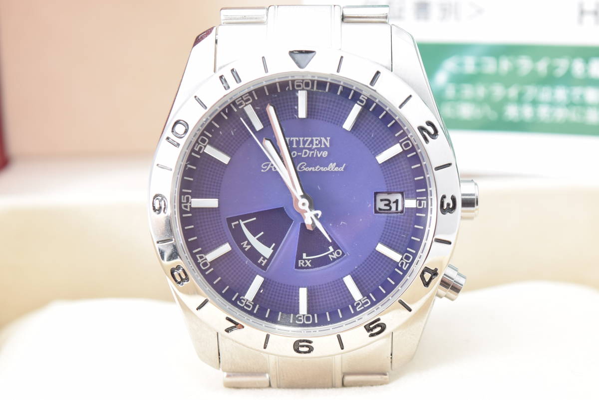 稼働品 CITIZEN 腕時計 シチズン VEGA カレンダー クォーツ式 人気 