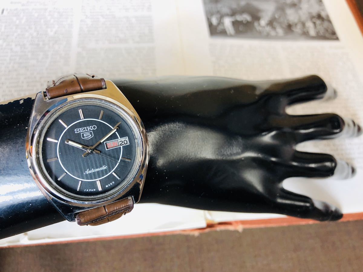 SEIKO 5 セイコー 5 ビンテージ 腕時計 ブラック 黒 自動巻 デイデイト
