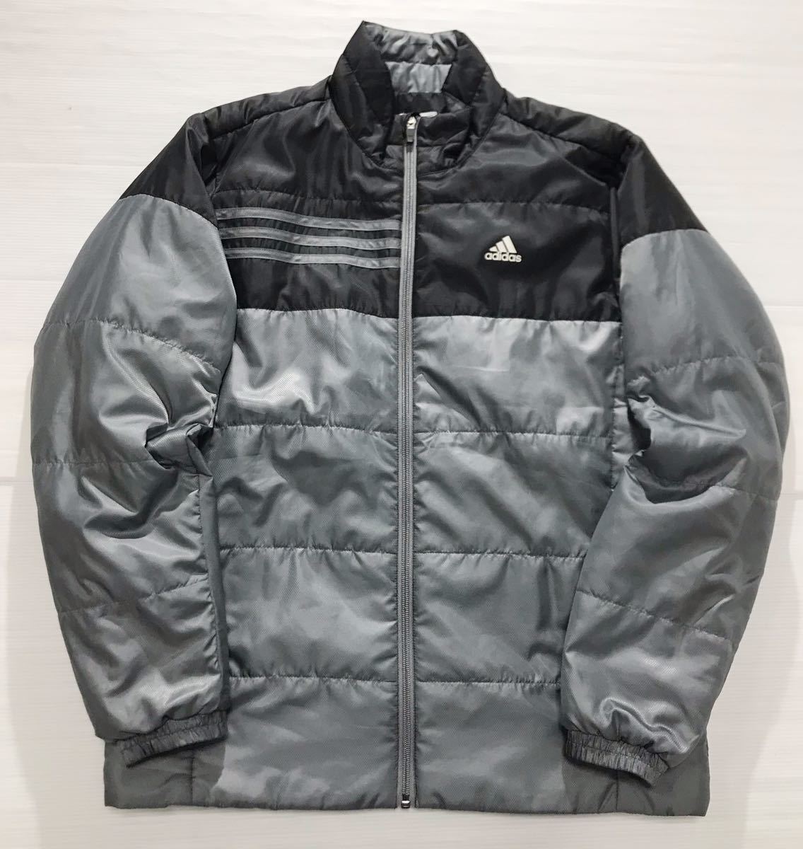  adidas アディダス テーラーメイド ロゴプリント 3本ライン フルジップ 中綿入 ウインドジャケット ブラック&times;グレー L(アディダス)｜売買されたオークション情報、yahooの商品情報をアーカ ジャンパー、ジャケット