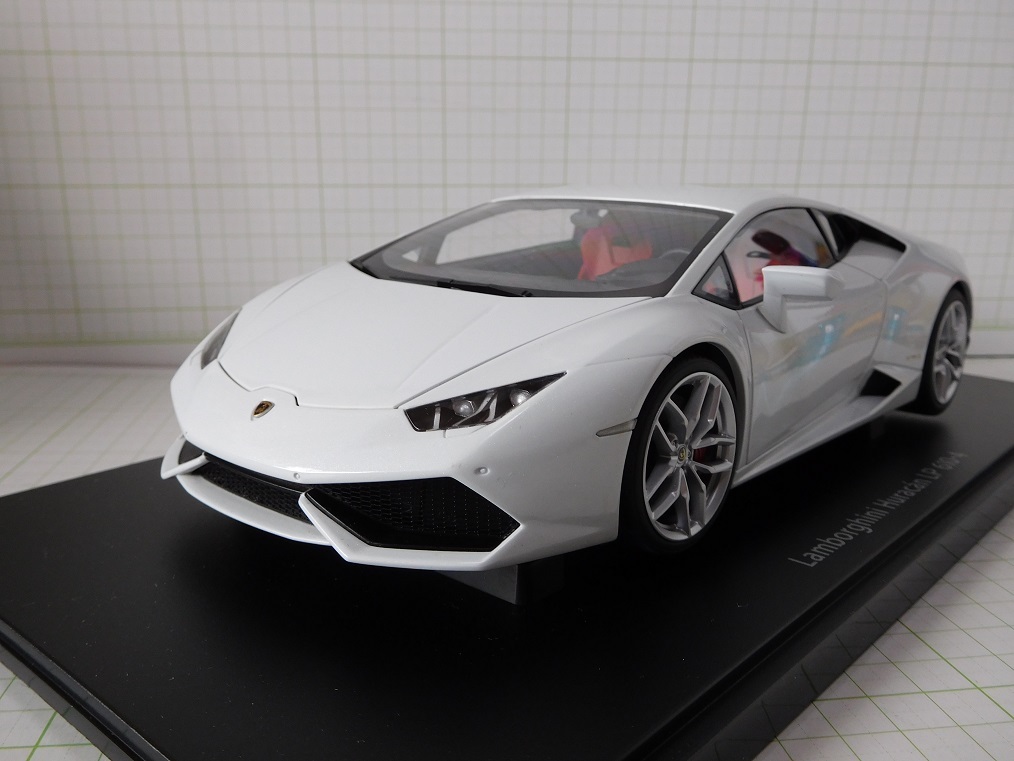 ランボルギーニ ウラカン 1&frasl;18 LP610-4 | AUTOart オートアート MRコレクション スパイダー メタリック ポリスカー lp610の通販 取寄せ 公式通販 ランボルギーニウラカンLP610-4 PASSIONE