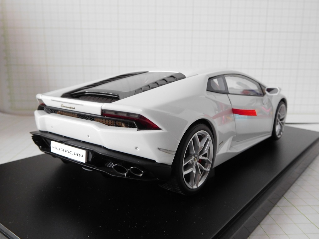ランボルギーニ ウラカン 1&frasl;18 LP610-4 | AUTOart オートアート MRコレクション スパイダー メタリック ポリスカー lp610の通販 取寄せ 公式通販 ランボルギーニウラカンLP610-4 PASSIONE