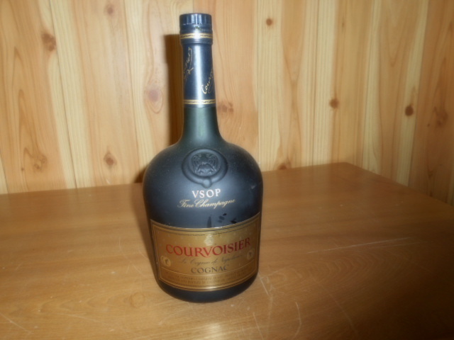 SALE，本物保証 古酒 クルボアジェ COURVOISIER VSOP COGNAC コニャック ブランデー 700ml 40％ 未開栓 古酒(クルボアジェ)｜売買されたオークション情報、yahooの商品情報をアーカイブ公開 - オークファン コニャック