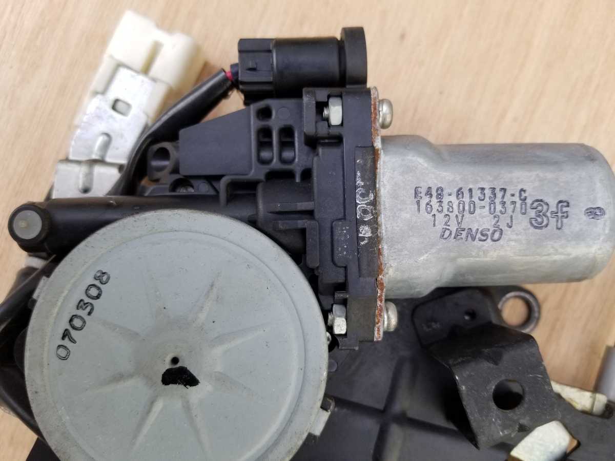 即決】 レクサス LS460 トランク ロック アクチュエーター DENSO E48