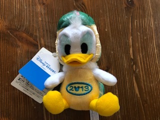 ｄデ ディズニーリゾート 干支シリーズ 13 へびのドナルドダック ぬいぐるみバッジ タグ付き ぬいば ドナルド ダック 売買されたオークション情報 Yahooの商品情報をアーカイブ公開 オークファン Aucfan Com