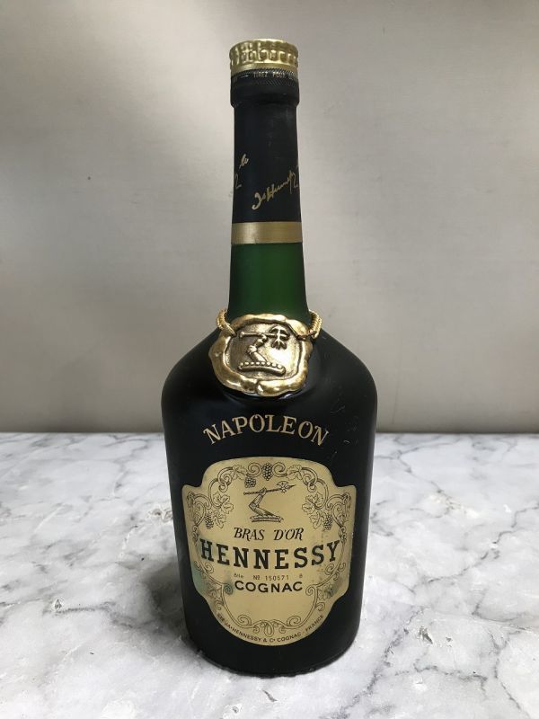 限定セール，低価 Q-152 ブランデー 未開栓品 Hennessy NAPOLEON BRAS D&lsquo;OR ヘネシー ナポレオン 700ml 40% 古酒(ヘネシー)｜売買されたオークション情報、yahooの商品情報をアーカイブ公開 - オークファン コニャック