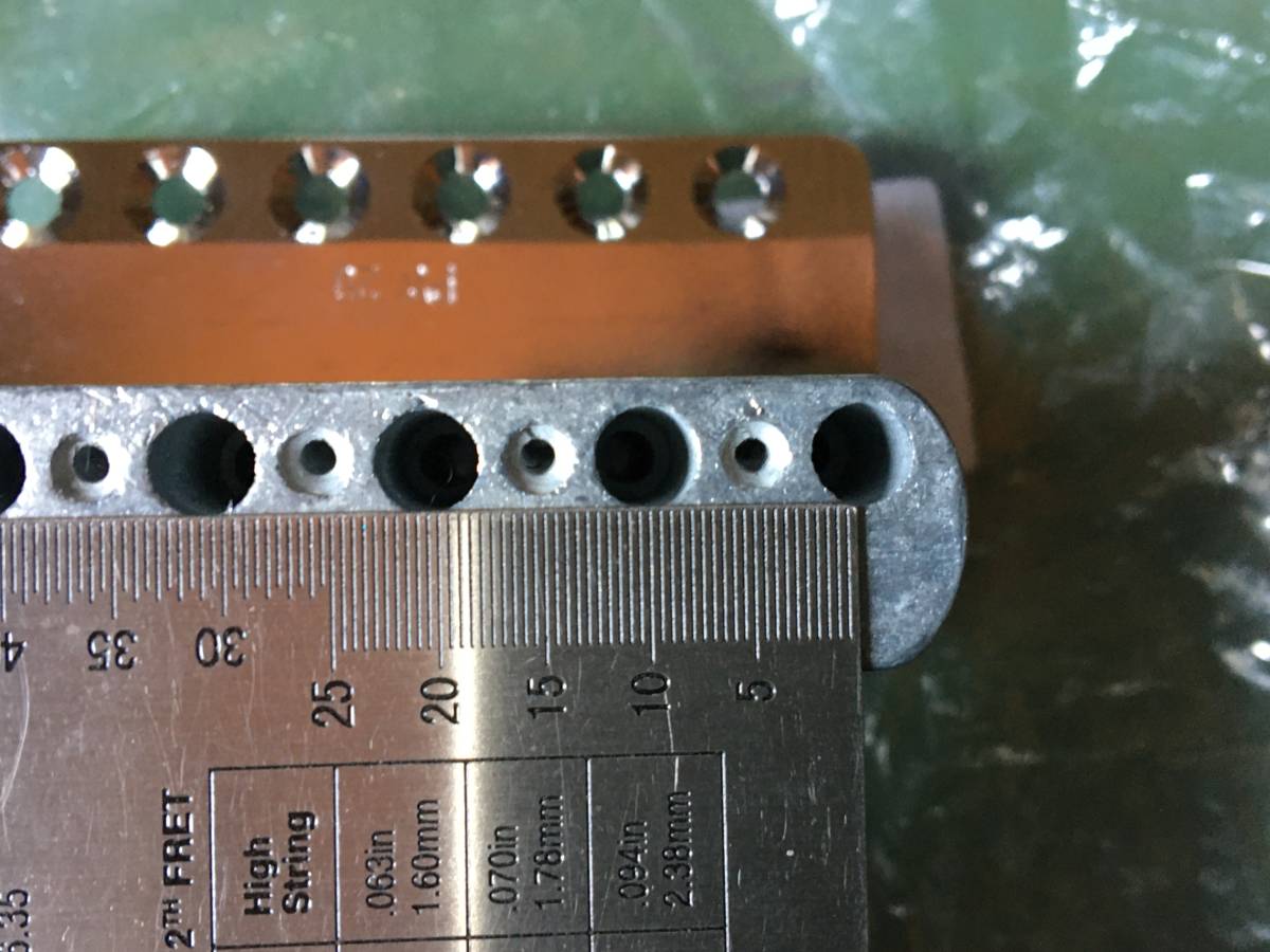 standard strat big block chrome tremolo bridge assembly