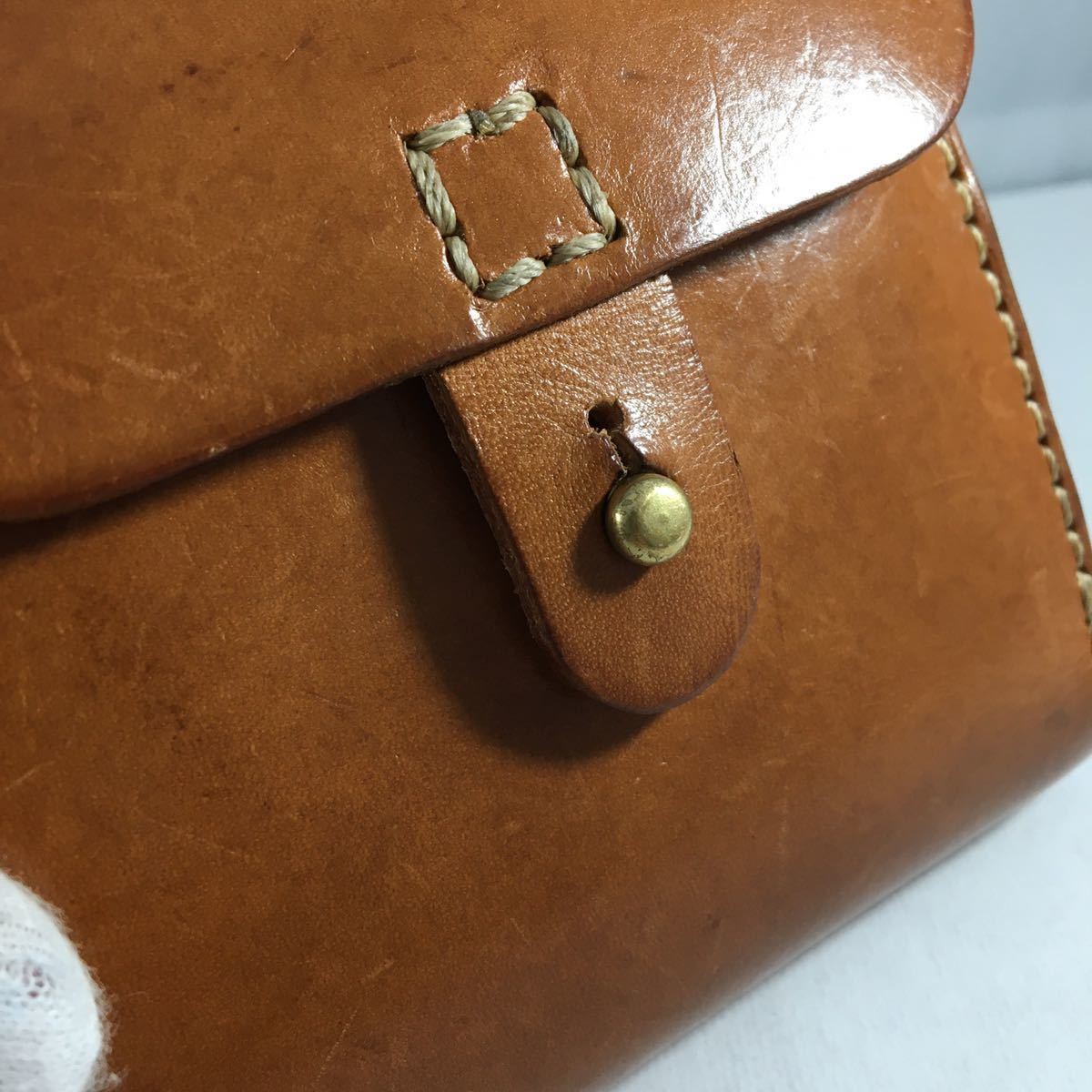HERZ/二つ折り財布/ギボシ留め/ヘルツ/キャメル/WS-57/財布/ラティーゴ