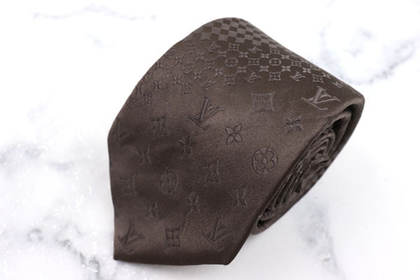 得価，限定セール 1円スタート ルイヴィトン LOUIS VUITTON ロゴグラム柄 モノグラム チェック 伊製 シルク メンズ ネクタイ ブラウン(ネクタイ)｜売買されたオークション情報、yahooの商品情報をアーカイブ公開 - 服飾小物