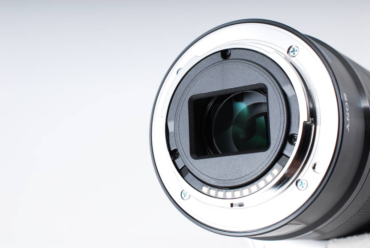 ★新品級★SONY ソニー E 55-210mm F4.5-6.3 OSS SEL55210 純正フード付 ポーチ付_6