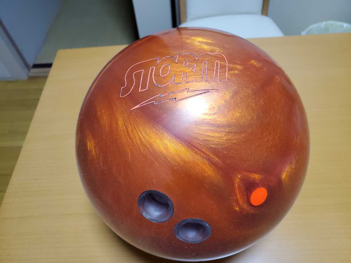 数量限定，新品 STORM フィーバー ピッチ パールウレタン 15ポンド軽め 元箱なし(ボール)｜売買されたオークション情報、yahooの商品情報をアーカイブ公開 - オークファン ボール