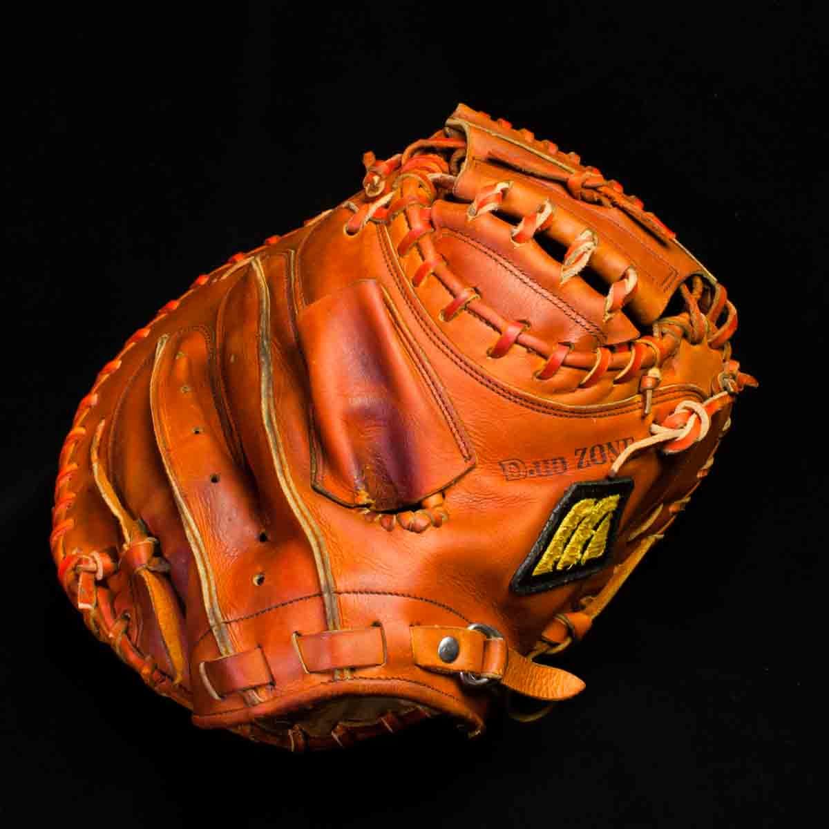  ミズノプロ MIZUNOPRO 硬式キャッチャーミット 日本製 養老工場生産 初代ミズノプロ D-up ZONE(捕手用)｜売買されたオークション情報、yahooの商品情報をアーカイブ公開 - オークファン 大人用