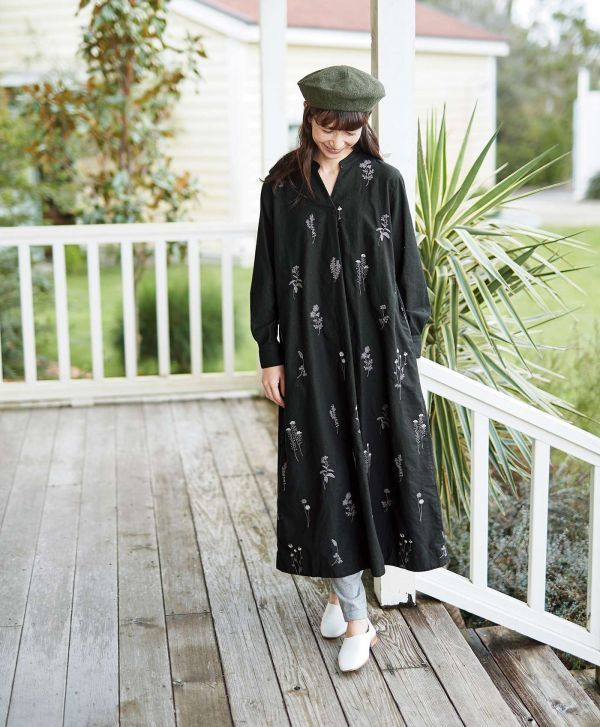 サニークラウズ 魔女の花図鑑ワンピース L Lサイズ 売買されたオークション情報 Yahooの商品情報をアーカイブ公開 オークファン Aucfan Com