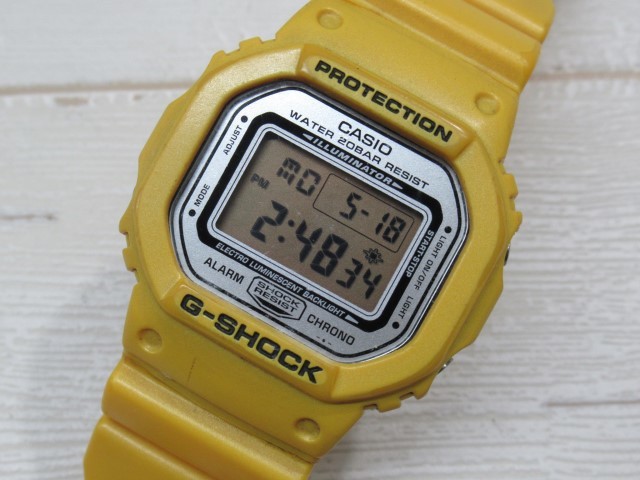 ☆CASIO DW-5600 腕時計 イエロー G-SHOCK クォーツ デジタル カシオ G