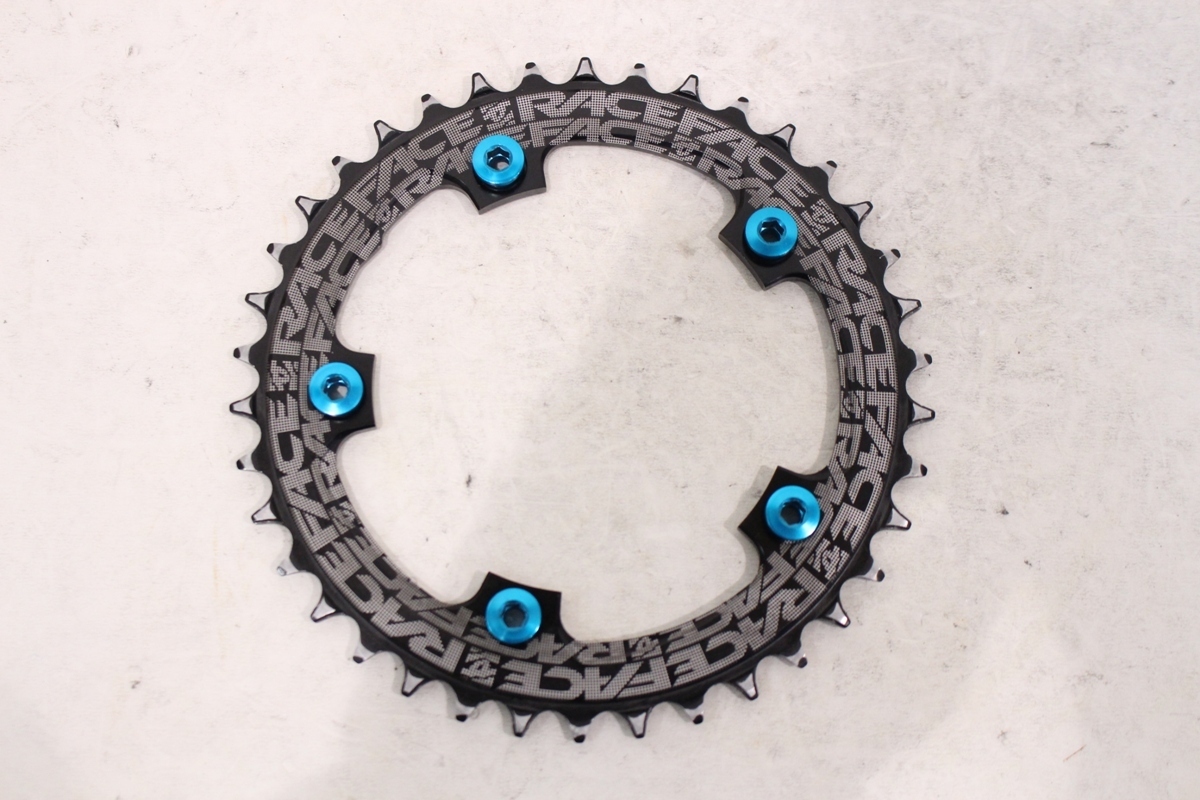 最新作，新作 RACEFACE レースフェイス Narrow/Wide Single ナローワイド 38T BCD 110mm 5ARM シングルチェーンリング(チェーンリング)｜売買されたオークション情報、yahooの商品情報をアーカイブ公開 - オークファン チェーンリング