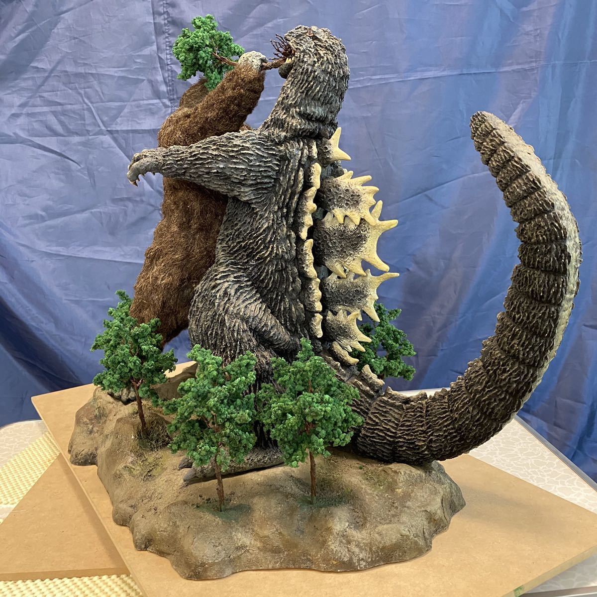 イノウエアーツ・「キングコング対ゴジラ」富士山麓の決戦・レジン製