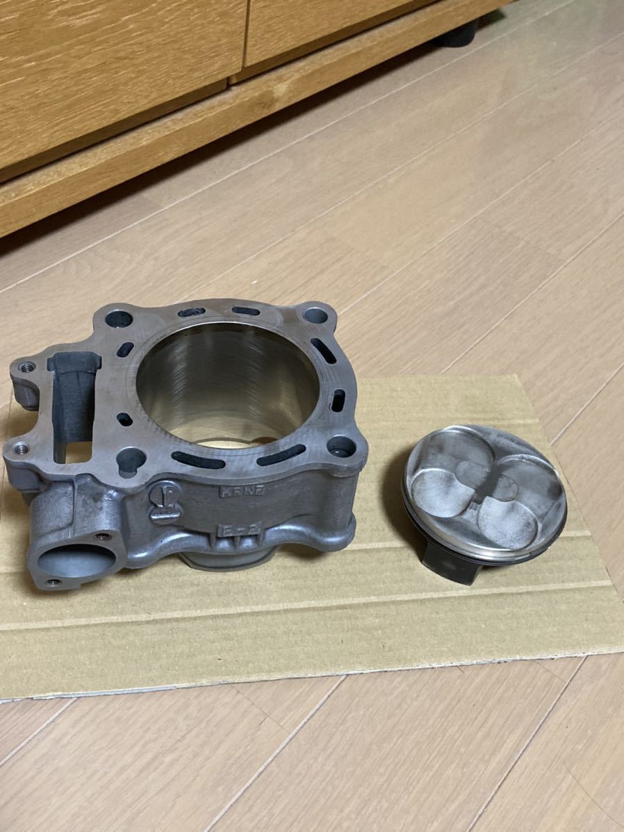 数量限定，新品 CRF250R シリンダー ピストンセット 2007年(その他)｜売買されたオークション情報、yahooの商品情報をアーカイブ公開 - オークファン その他