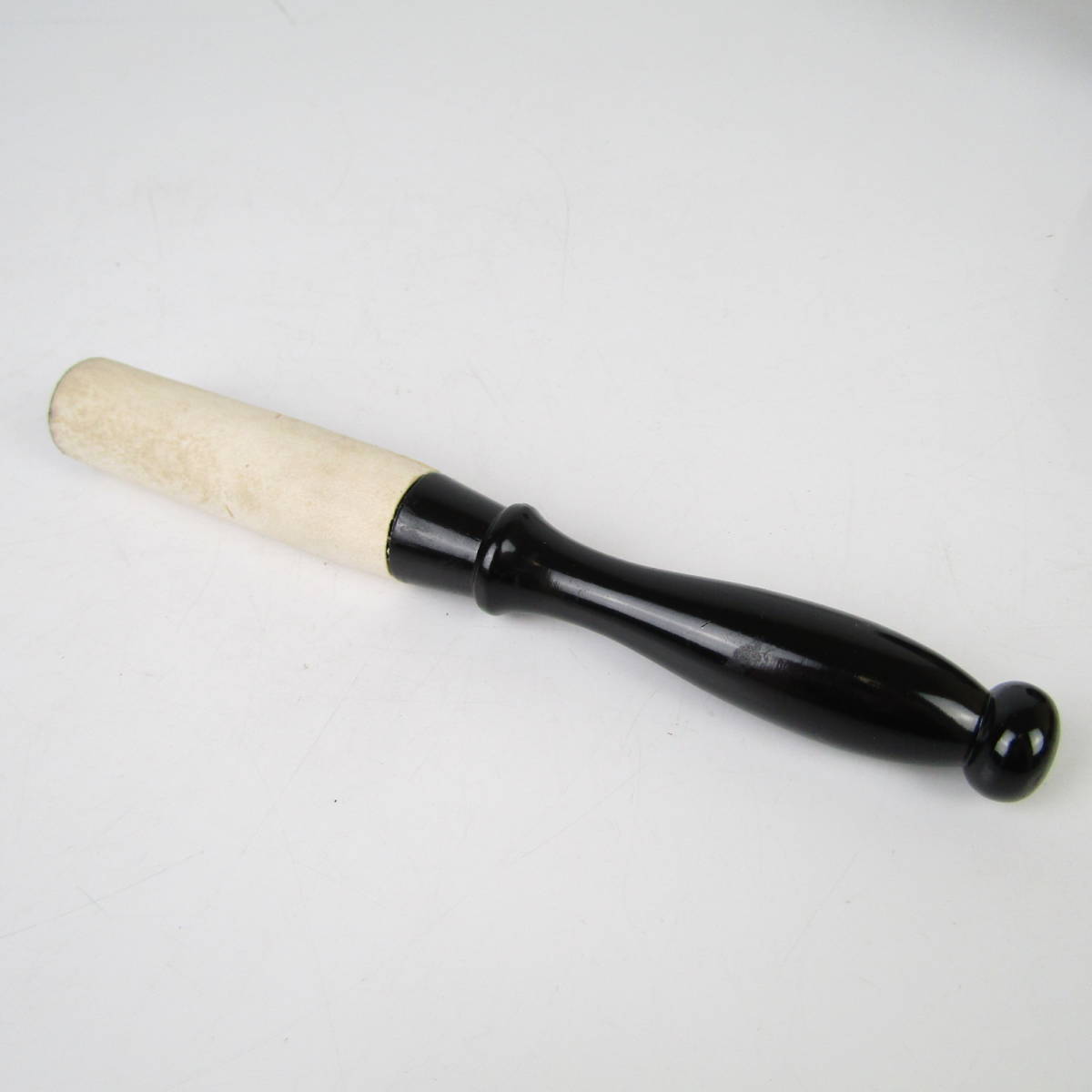 V065・【特大】美品 おりん 径21cm 仏具用品 仏具セット 木箱付き 燭台 お寺 真鍮 寺院 銅 香炉 お鈴 仏壇 金 工芸 寺 神具 希少 法事 法要 V065・【特大】美品 おりん 径21cm 仏具用品 仏具セット 木箱付き 燭台