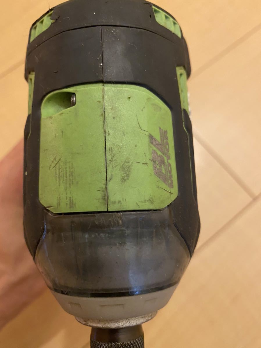 マキタ インパクトドライバ TD170D ジャンク_5