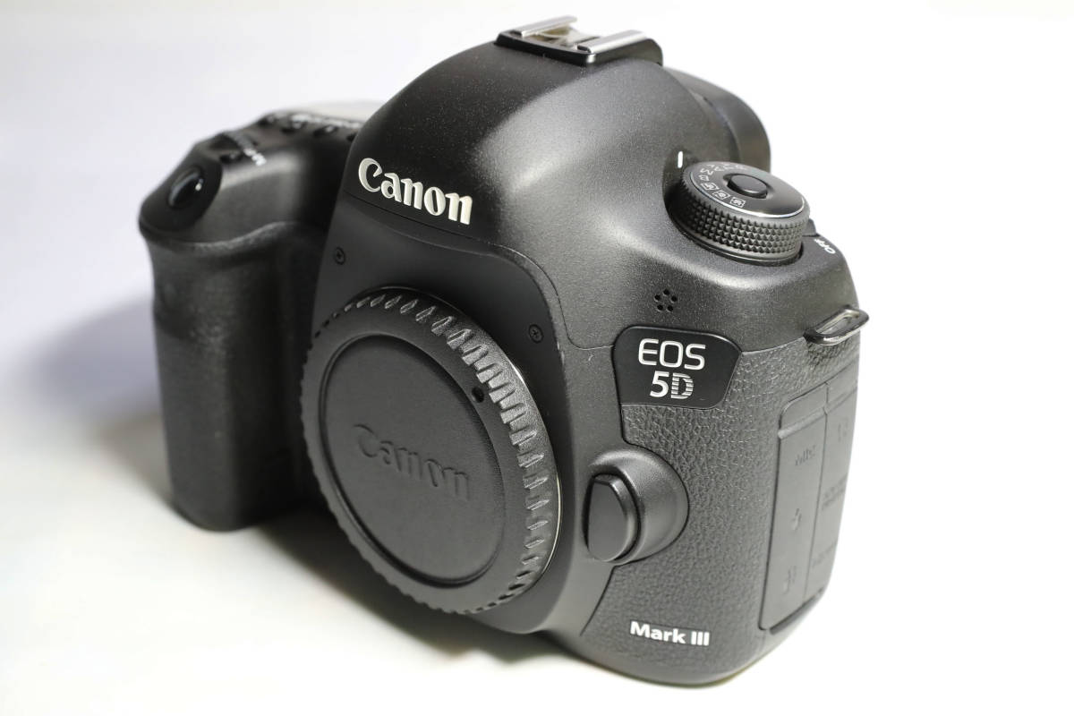 Canon EOS 5D MarkIII レリーズ回数7000回以下 メーカーメンテ済み