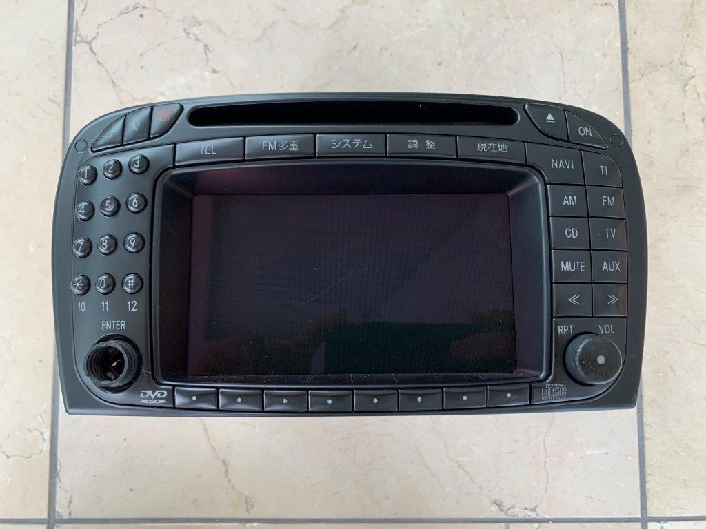 ベンツ R230 SLクラス 純正 【オーディオナビ】 A230 820 29 89　管理:12-60-1609