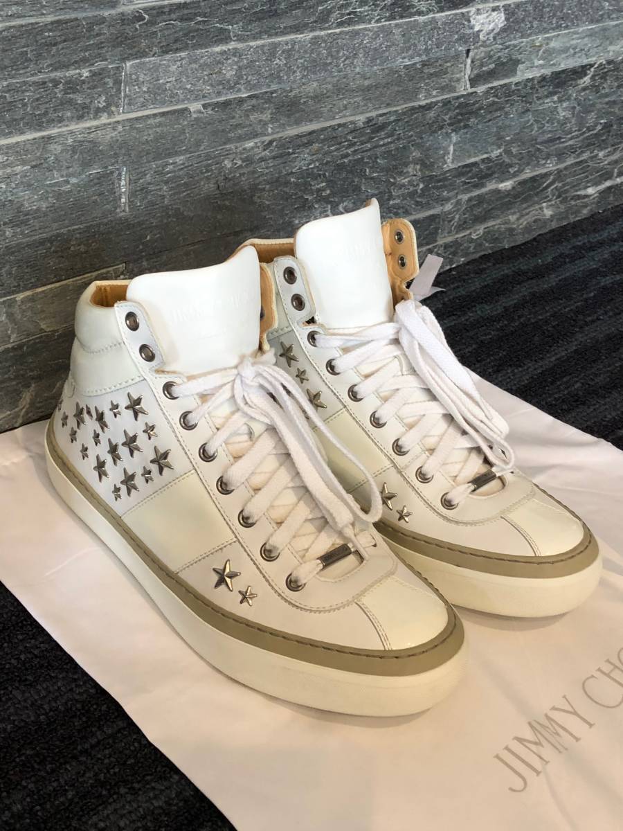 【人気SALE，本物保証】 Jimmy Choo ハイカット スニーカー 41 8/26cm スタースタッズ 白(靴)｜売買されたオークション情報、yahooの商品情報をアーカイブ公開 - オークファン 靴