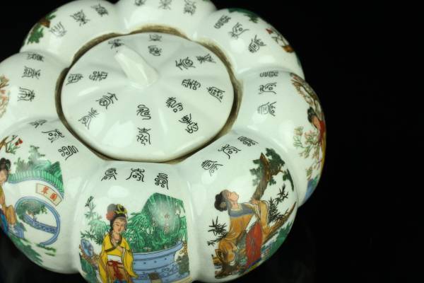 2025，格安 中国古玩 大清乾隆年製 美女図阿古陀型蓋物 時代