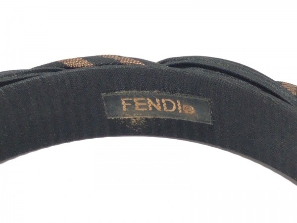 フェンディ FENDI カチューシャ FENDI（カチューシャ）のフリマ