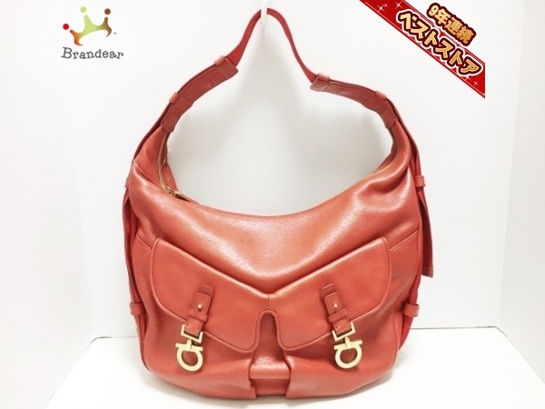 サルバトーレフェラガモ SalvatoreFerragamo ショルダーバッグ
