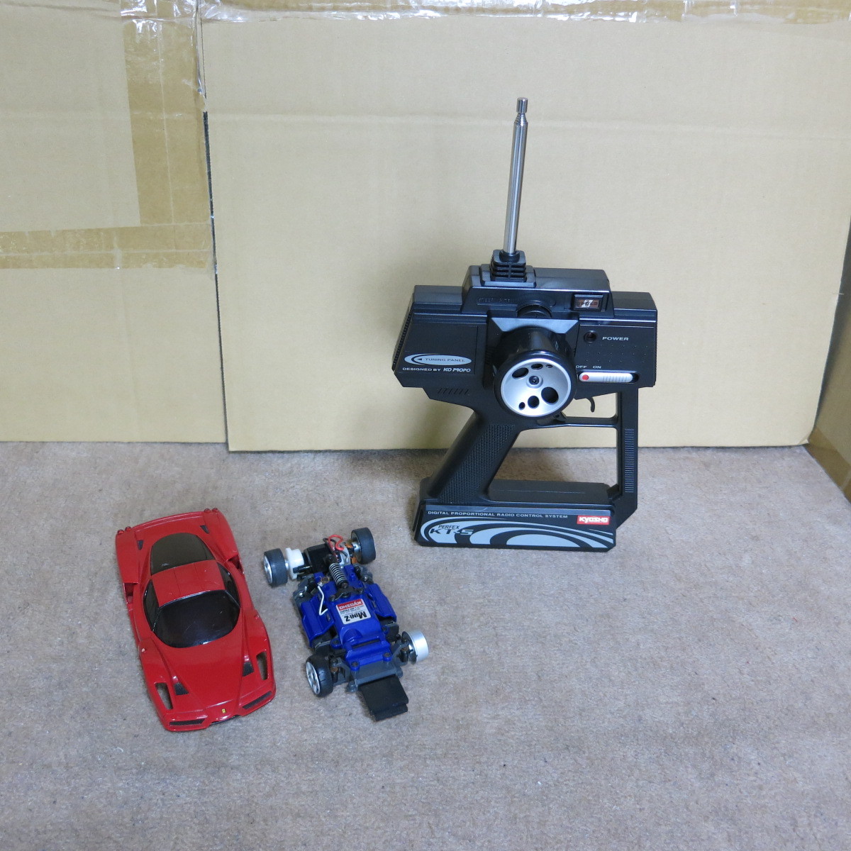 京商 ミニッツ Mini-z MR-02 エンツオフェラーリ 京商 おもちゃ