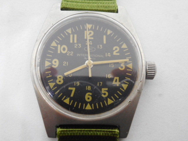  IWC ミリタリー アンティーク ビンテージ 軍用時計 ブロードアロー イギリス官軍(IWC)｜売買されたオークション情報、yahooの商品情報をアーカイブ公開 - オークファン その他