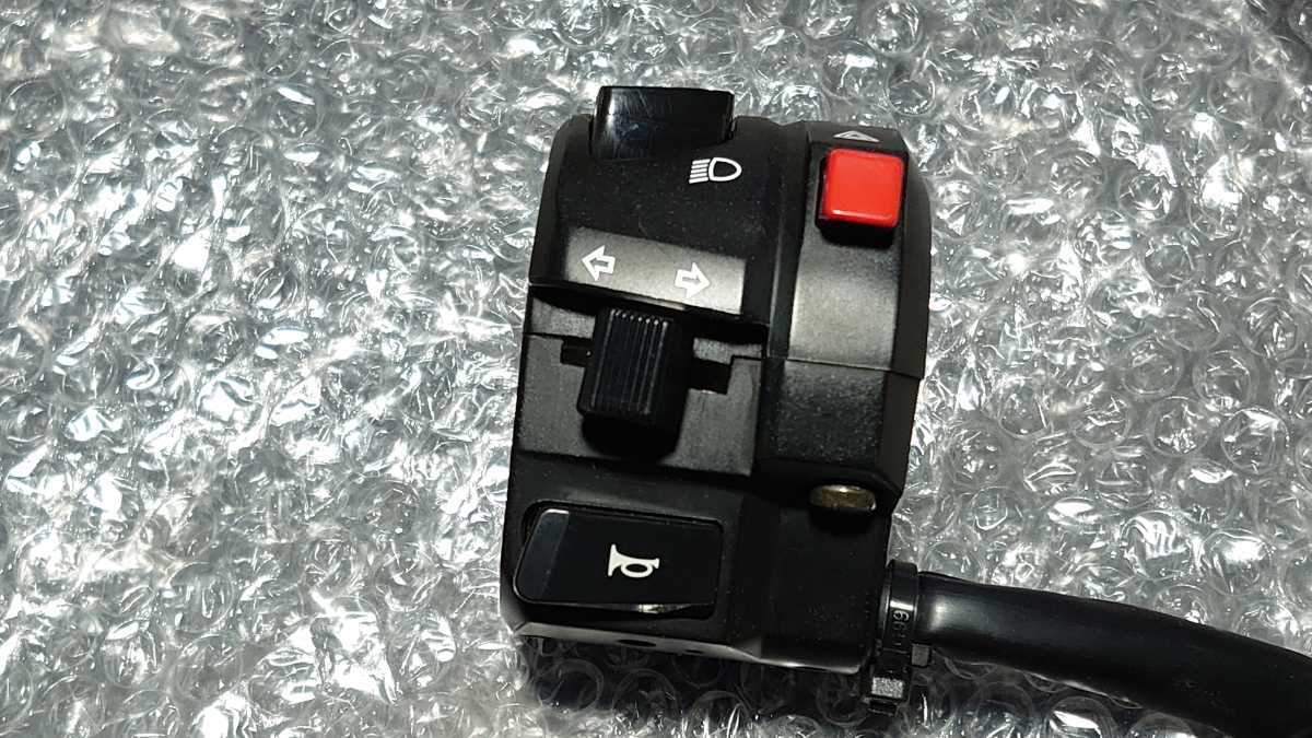 正規品，定番人気 純正流用ハザード付き GSX1100S GSX750Sスイッチボックス ハンドルスイッチ 左スイッチ ②(スズキ用)｜売買されたオークション情報、yahooの商品情報をアーカイブ公開 - オークファン スズキ用