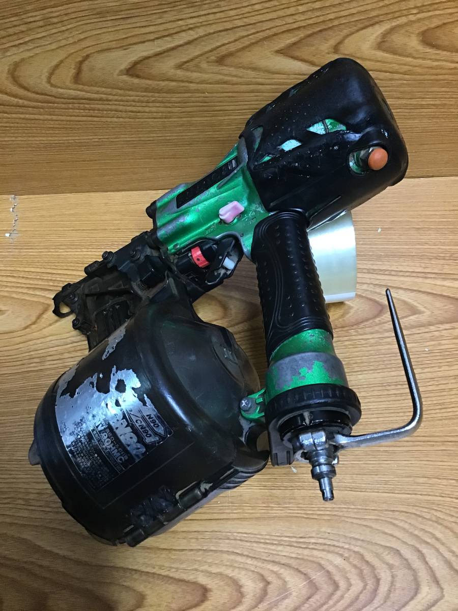 【新作，人気SALE】 HITACHI NV90HMC 90㎜ 高圧ロール釘打機 日立(エア釘打機)｜売買されたオークション情報、yahooの商品情報をアーカイブ公開 - オークファン エア釘打機
