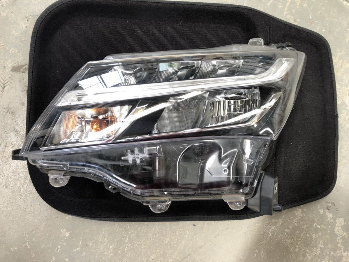 トヨタ タンク M900A LED 左ヘッドライト STANLEY W3917 ＊ タンク