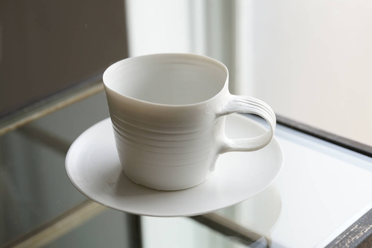 黒田泰蔵？ 白磁 端正な酒器 カップ オブジェ WASASABI購入 2客セット