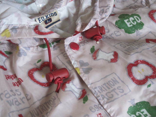 レインコート ピンク系 専用外袋付き 英語ロゴ 絵柄 110ｃｍ カッパ 雨合羽 リンゴ柄 110 105 114cm 売買されたオークション情報 Yahooの商品情報をアーカイブ公開 オークファン Aucfan Com