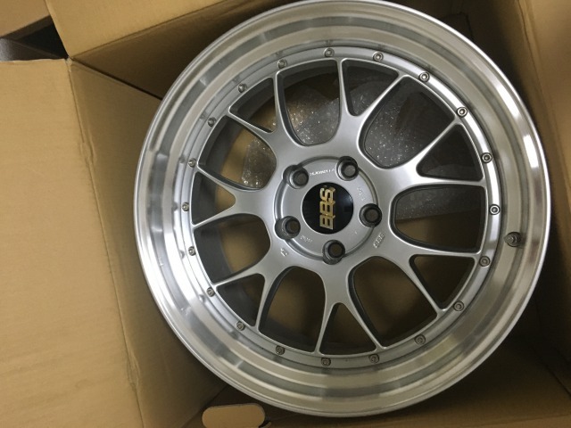 タイヤ、ホイール ゼットパフォーマンス 19インチ PCD120 8.5J 9.5J 