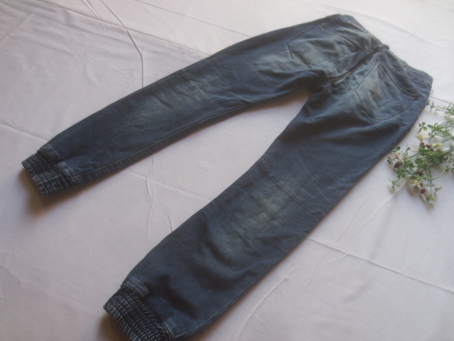 Zara Man ザラ デニム風パンツ ソフトデニム ウエスト 裾ゴム 色落ち加工 リラックスウェア 細身 インディゴブルー 青 Eurサイズm 8 17 男性用 売買されたオークション情報 Yahooの商品情報をアーカイブ公開 オークファン Aucfan Com