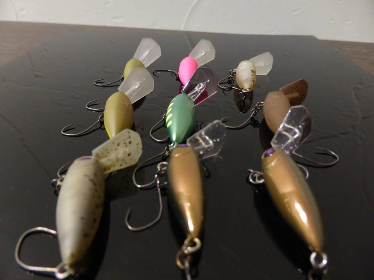 ロデオクラフト ウッサ ウッサXS | ウッサS - 30mm XS 19ノブ エキストラシンキング ラトルin USSA 2.9g Rodio ロデオクラフト(RodioCraft) の通販