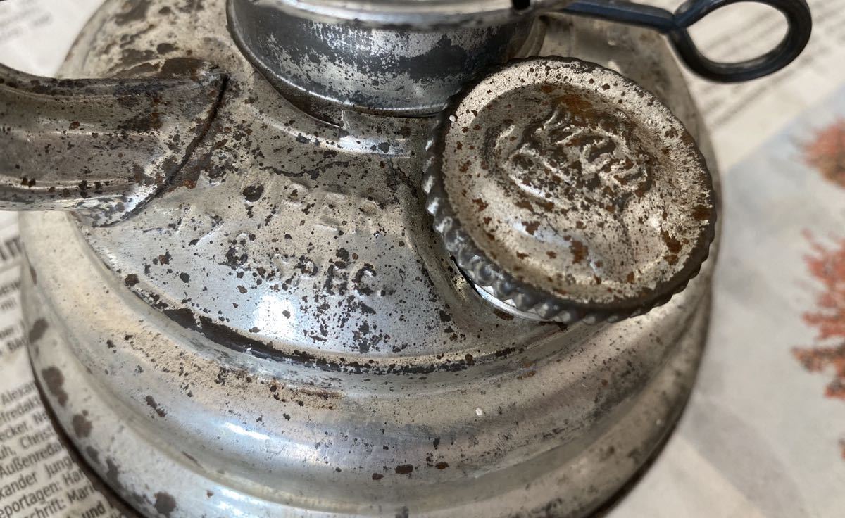 フュアーハンド Feuerhand マッシュルームヘッド ハリケーン 0 ドイツ製 : feuerhand ランタン STK ビンテージランタン ATOM 1 ハリケーンランタンの造り手！Feuerhand（フュアハンド）社の数奇な 1950年代 黒フュアーハンド