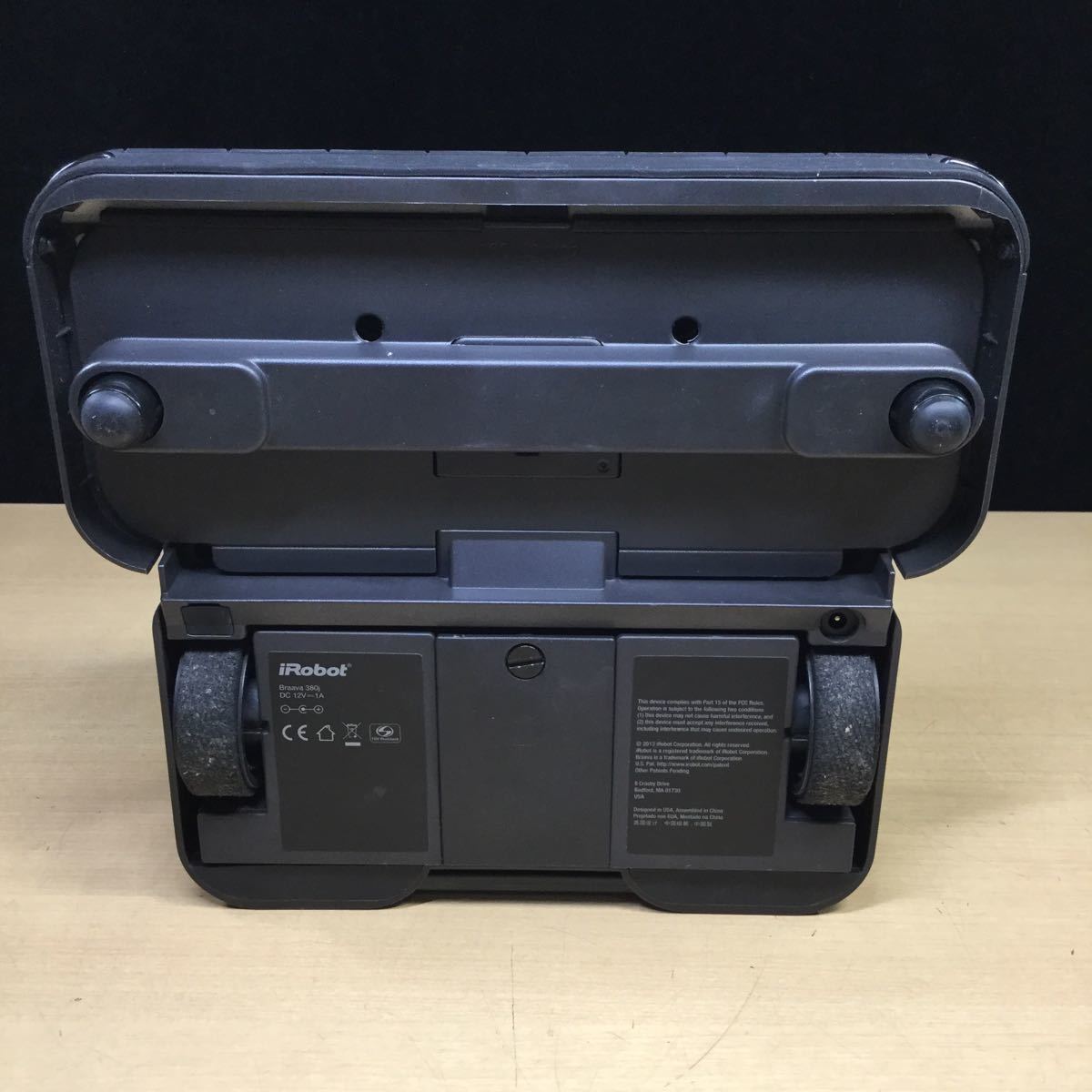 数回使用braava jet 380j 床拭きロボット ブラーバ 水を噴射し