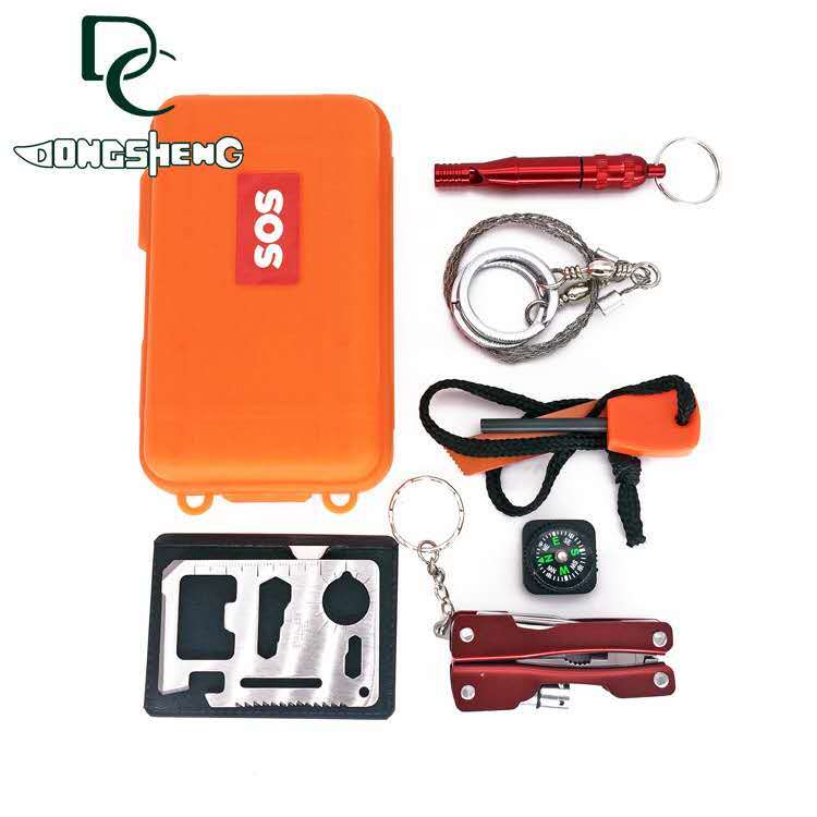 日本郵便　サバイバル 万能 ツール 6点セット 救急箱 道具 SOS 工具 ナイフ 笛 ホイッスル ファイヤースターターアウトドア　オレンジ_1