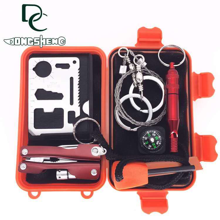 日本郵便　サバイバル 万能 ツール 6点セット 救急箱 道具 SOS 工具 ナイフ 笛 ホイッスル ファイヤースターターアウトドア　オレンジ_3