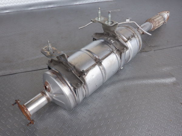 デュトロ 日野 DPF 触媒 リビルト 保証付 18450-78020 XZU系 2026年 