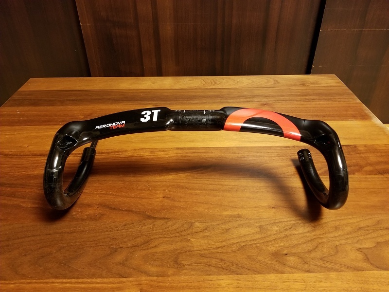 純日本製 3T Aeronova Team カーボンドロップハンドル 420mm(C-C) 中古
