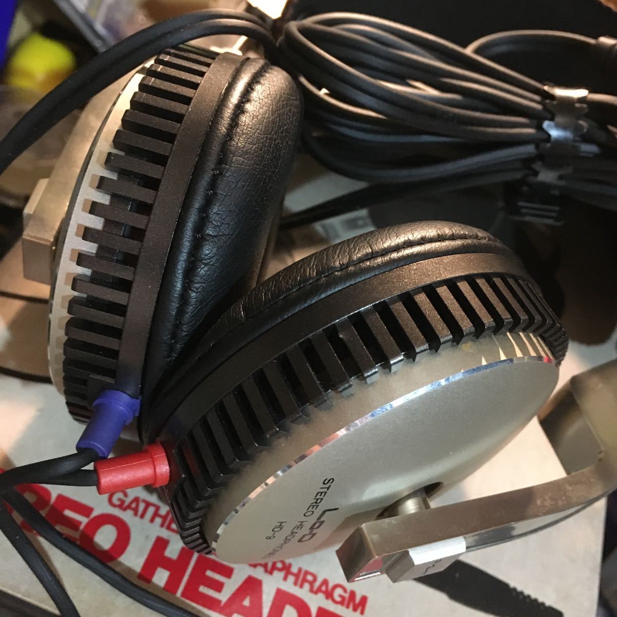 パ*郎様 【美品】日立 Lo-D HD-9 ヘッドホン 1979年製 LO-D HD-9往年の名機レアなHEAD HD-S9 Lo-Dのヘッドフォン 希少